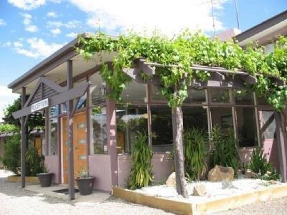 Stawell'S London Motor Inn Εξωτερικό φωτογραφία