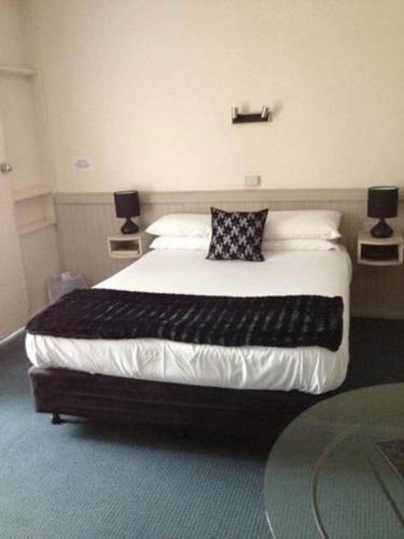 Stawell'S London Motor Inn Εξωτερικό φωτογραφία