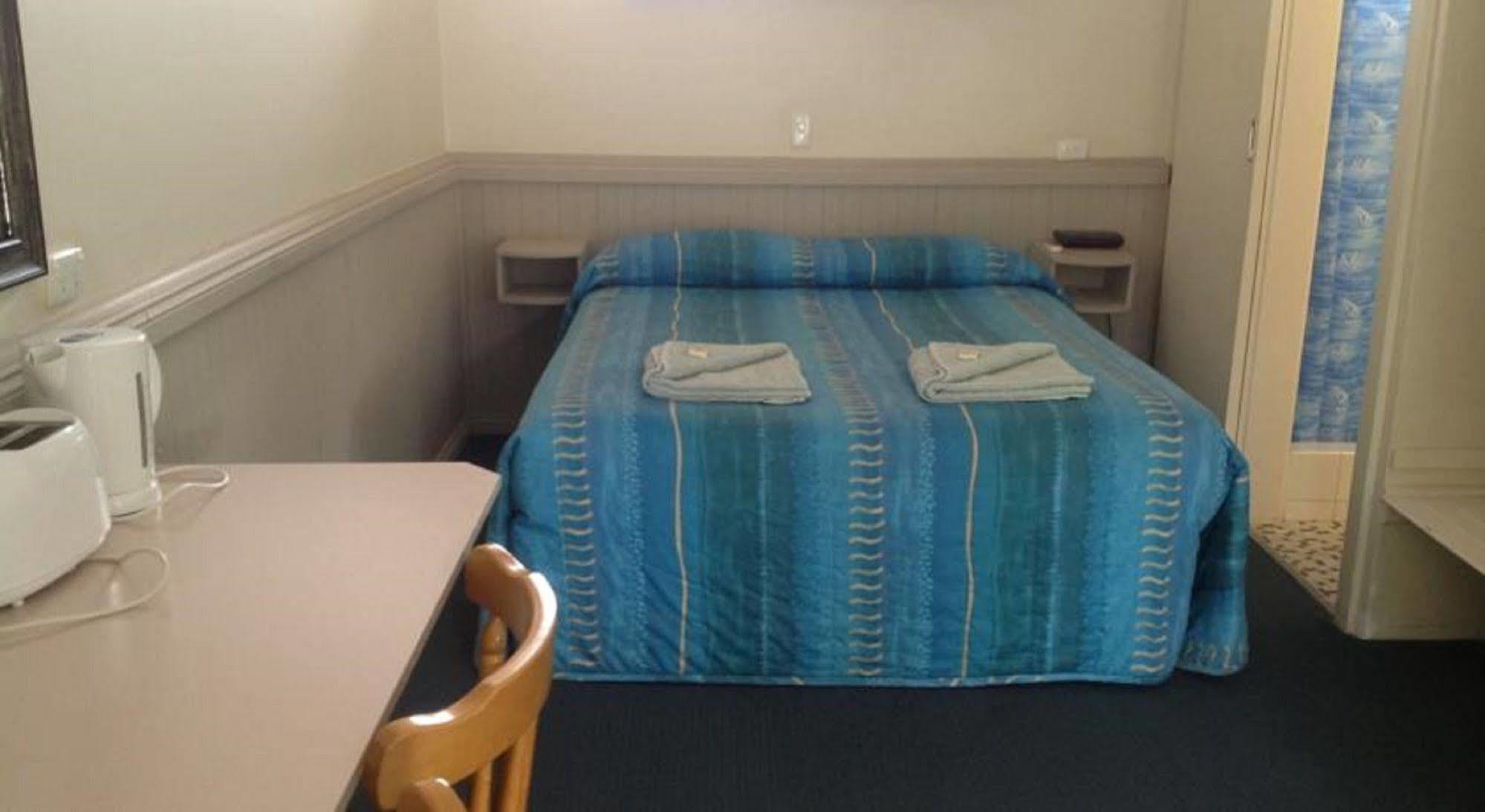 Stawell'S London Motor Inn Εξωτερικό φωτογραφία